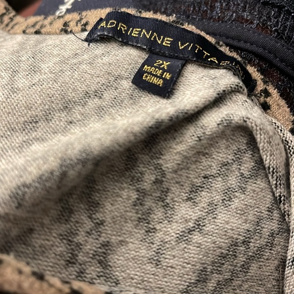 Top - Picture 7 of 7